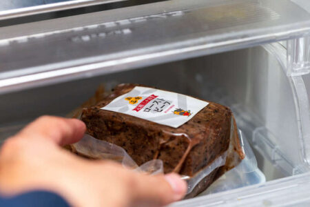 店主直伝！三ケ日牛ローストビーフを美味しく保存、解凍する方法